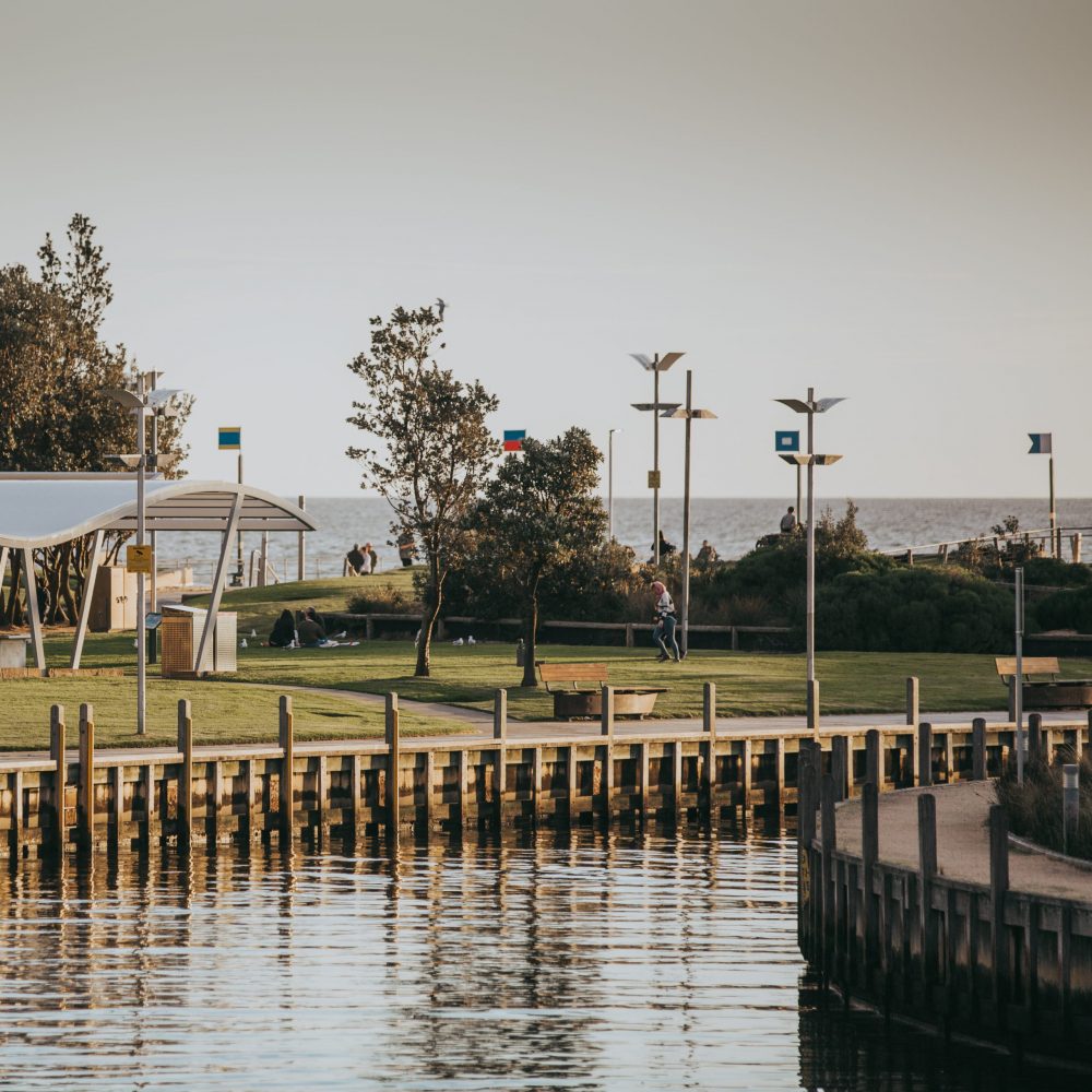 3G3A2541-COLOUR-AND-BW-SQUARE-CROP-HI-RES 3G3A2541-COLOUR-AND-BW-SQUARE-CROP-HI-RES